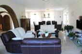 Wohnzimmer im Haupthaus - 