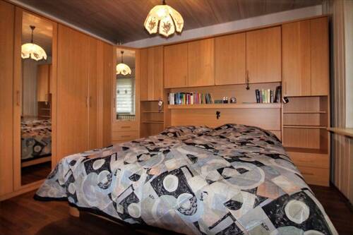 Schlafzimmer EG - 