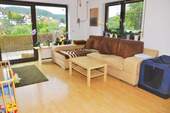 Wohnzimmer - 2,5 Zimmer Wohnung mit großem Balkon und Fernblick