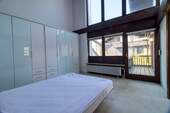 Schlafzimmer 1 mit überdachtem Balkon - 