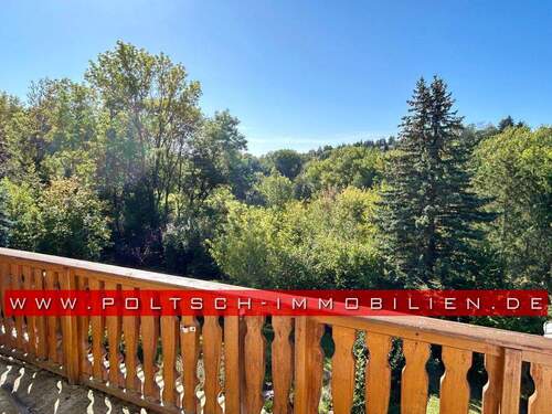 Blick vom Balkon - Einfamilienhaus mit 200,00 m&sup2; in Gutenborn zum Kaufen