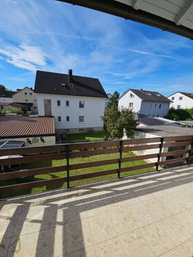 Balkon2 - 3 Zimmer Etagenwohnung zur Miete in Straubing
