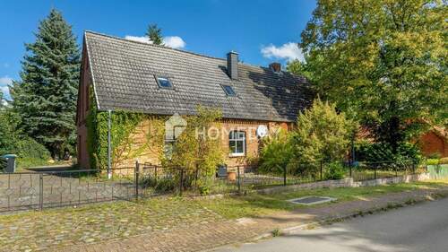 Außenansicht 1 - Platz für Ideen: Einfamilienhaus mit 180 Quadratmetern Wohnfläche