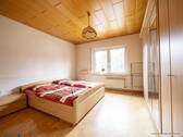 Schlafzimmer EG - 