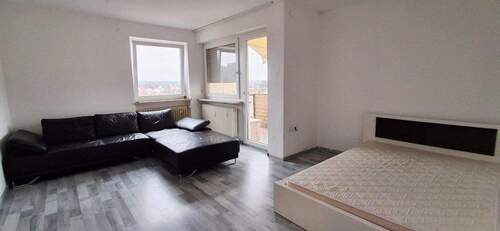 Wohnzimmer - 2 Zimmer Etagenwohnung zum Kaufen in Schwandorf