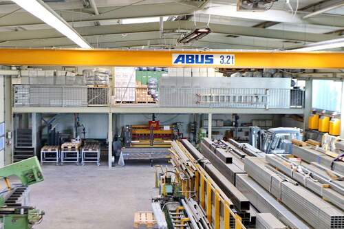 Lagerbühne in Halle 2 - 