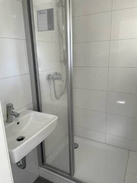 Waschtisch - 3 Zimmer Etagenwohnung zur Miete in Brandenburg an der Havel