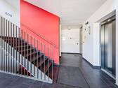 Treppenhaus mit Aufzug - Büro mit 955,00 m&sup2; in Hofstetten zum Kaufen