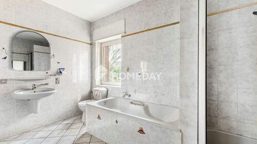 EG Badezimmer 1 - 