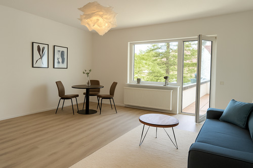 Wohnzimmer - Erstbezug nach Sanierung 2025: Lichtdurchflutete 2,5-Zimmer-Wohnung (61 m²) mit Balkon & Grünblick–modern, bezugsfrei & top für Eigennutzer & Anleger