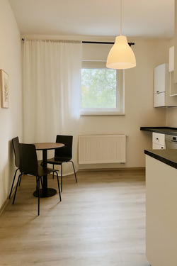 Großzügige Küche - 2 Zimmer Etagenwohnung in Berlin