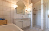 Badezimmer II - 