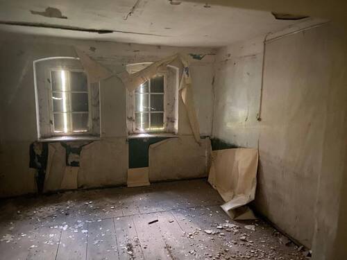 496f3ede-30b7-40c3-bca8-a57fb02b8483 - 