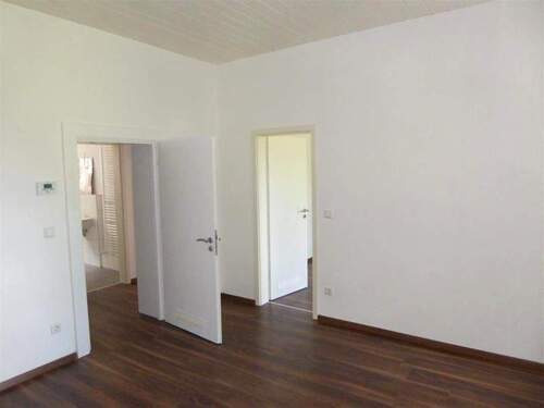 Zimmer 1 (2) - 2 Zimmer Etagenwohnung zur Miete in Nürnberg