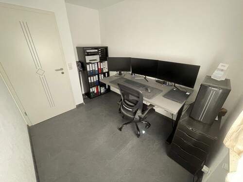 Büro / Kinderzimmer - 