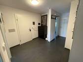Flur - 3 Zimmer Etagenwohnung zum Kaufen in Pfaffenhofen