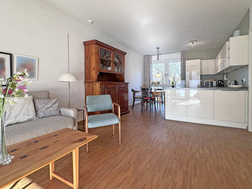 Wohn-/ Essbereich - 3 Zimmer Etagenwohnung zum Kaufen in Hamburg