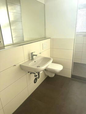Flur - Vollsanierte, helle 3-Zimmer-Jugendstilwohnung in der beliebten Calenberger Neustadt