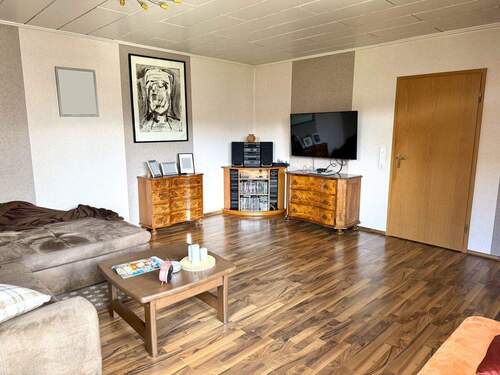 Wohnzimmer - Einfamilienhaus mit 150,00 m² in Pfaffenhofen an der Roth zum Kaufen