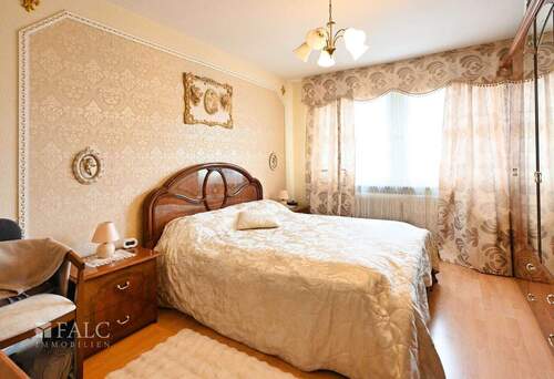 Schlafzimmer 3.OG rechts - 