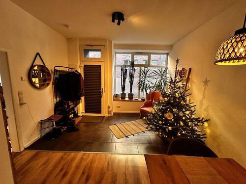 Eingang/ Esszimmer - 3 Zimmer Etagenwohnung zur Miete in Schwerin