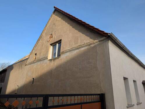 Südseite Giebel - Einfamilienhaus mit 104,00 m&sup2; in Bad Schmiedeberg zum Kaufen