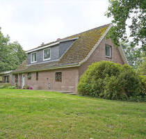 Volksbank Immobilien: Zweifamilienhaus - Flexible Nutzungsmöglichkeiten! - Wurster Nordseeküste Dorum