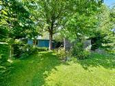 Hinterer Gartenteil mit Gartenhäuschen - 