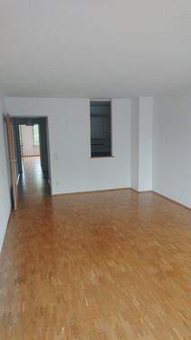 Bespiel Wohnen - 3 Zimmer Etagenwohnung in Dresden