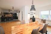 Küche inkl. Esszimmer - 