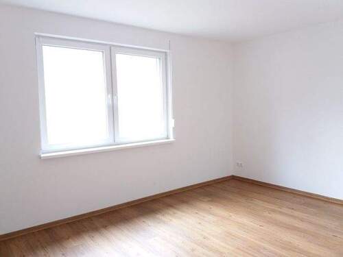 Schlafzimmer - 2 Zimmer Etagenwohnung in Brandenburg an der Havel