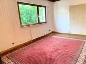 Blick in den hinteren Garten vom Wohnzimmer.jpeg - 