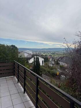 Ausblick-Balkon - *Platz für die ganze Familie - Einfamilienhaus mit Einliegerwohnung und Panorama