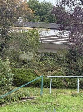 Blick von Straße - 6 Zimmer Einfamilienhaus zum Kaufen in Gelnhausen