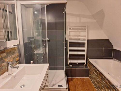 Haus 1 - Badezimmer #02 - 