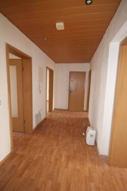 Flur - 3 Zimmer Etagenwohnung zur Miete in Hartha