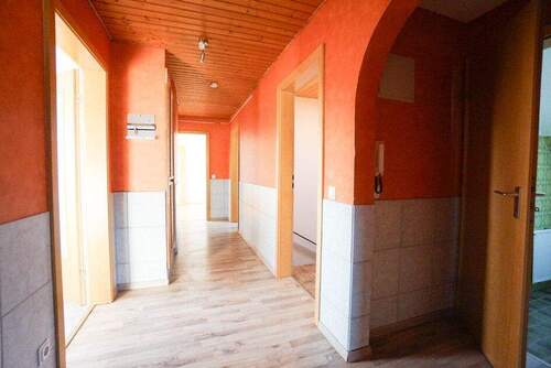 Flur im OG - 6 Zimmer Mehrfamilienhaus, Wohnhaus in Bedburg-Hau