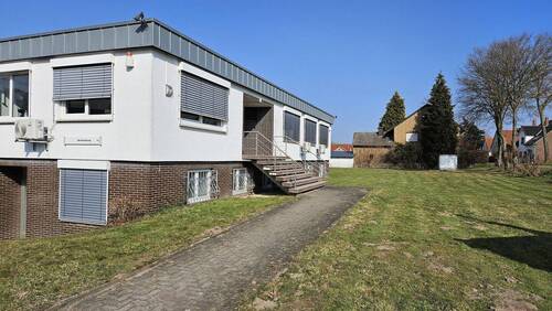 Gebäude Süd West - Halle zur Miete in Kalletal-Erder