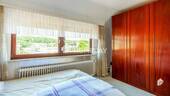 1. OG Schlafzimmer 2 - 