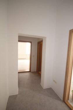 Flur - Etagenwohnung mit 56,00 m² in Döbeln zur Miete
