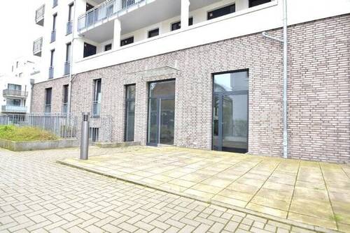 Aussenansicht - Loftartiges Gewerbefläche für Cafe, Büro oder Praxis zu vermieten