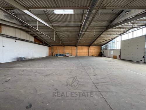 1.jpg - geräumige 580 m² Lagerfläche im Erdgeschoss in Winsen