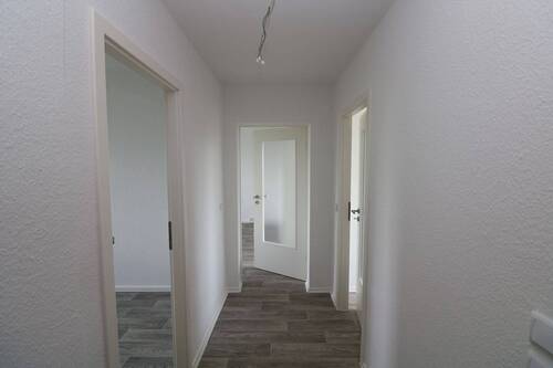 Beispiel Flur - 3 Zimmer Etagenwohnung zur Miete in Freiberg