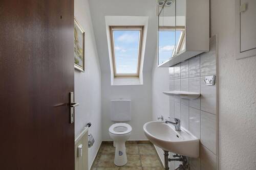 Gäste-WC - 4 Zimmer Etagenwohnung in Kandern / Egerten
