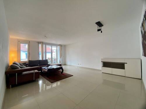 Wohn- und Esszimmer - 3 Zimmer Etagenwohnung zum Kaufen in Marbach am Neckar