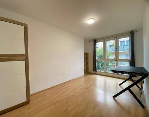 Kinderzimmer_Büro - Etagenwohnung mit 86,00 m² in Marbach am Neckar zum Kaufen