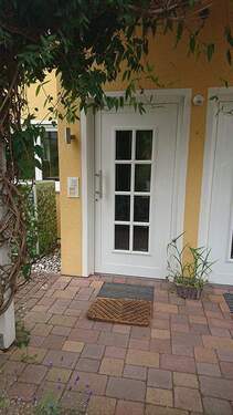 Eingangstür Allgemeinflur - 