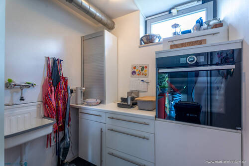 Hauswirtschaftsraum hinter der Küche - 