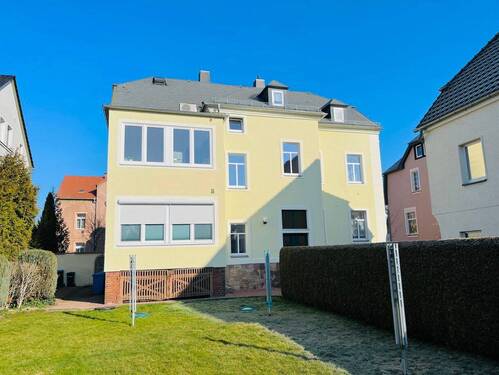 Hausansicht hinten - 2 Zimmer Etagenwohnung zur Miete in Mügeln