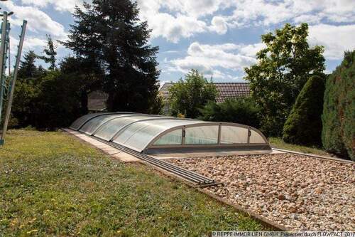 Pool mit Abdeckung - 